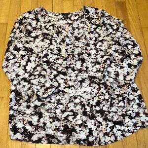 Women’s Ann Taylor blouse, size large.